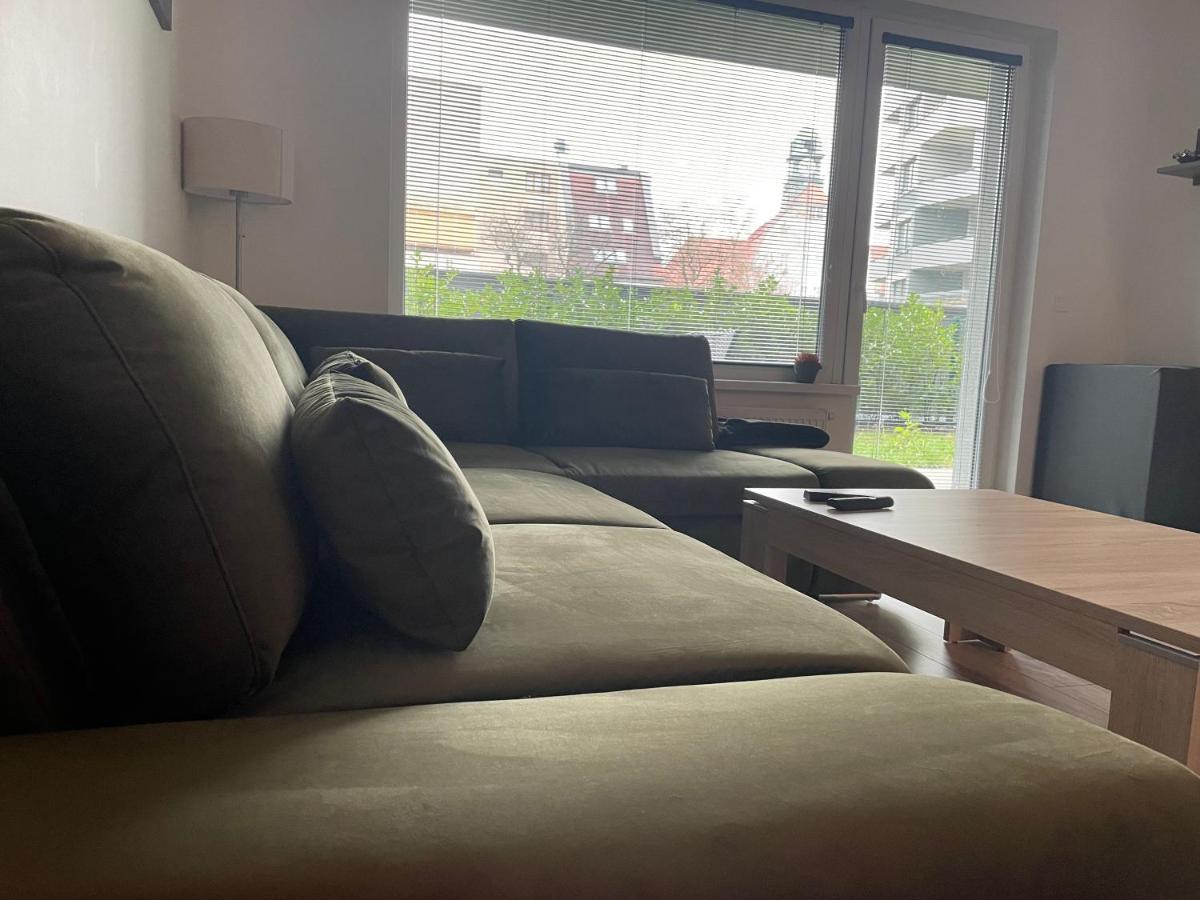 Garden Apartman Radnica - Private Parking Included Kosice Ngoại thất bức ảnh